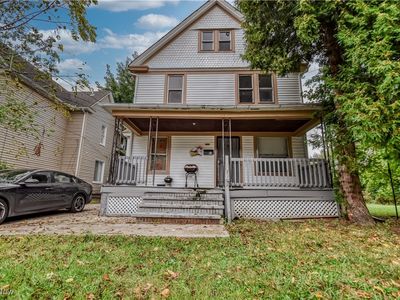 800 E 157th St, Cleveland, OH, 44110