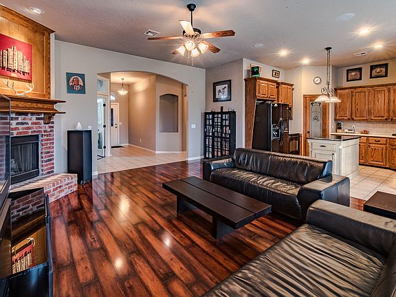 5th image of 5901 Whispering Lake Dr