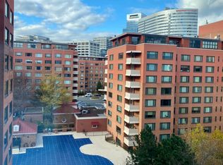 1011 Arlington Blvd APT 814, Arlington, VA 22209