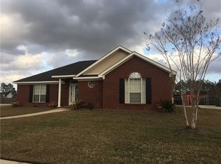 190 Selena Ct, Saraland, AL 36571