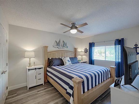 5th image of 12500 Melville Dr APT 328C