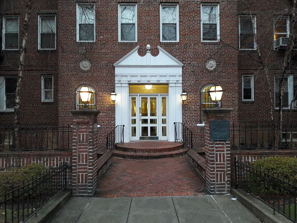 1st image of 7217 34th Ave APT 4D