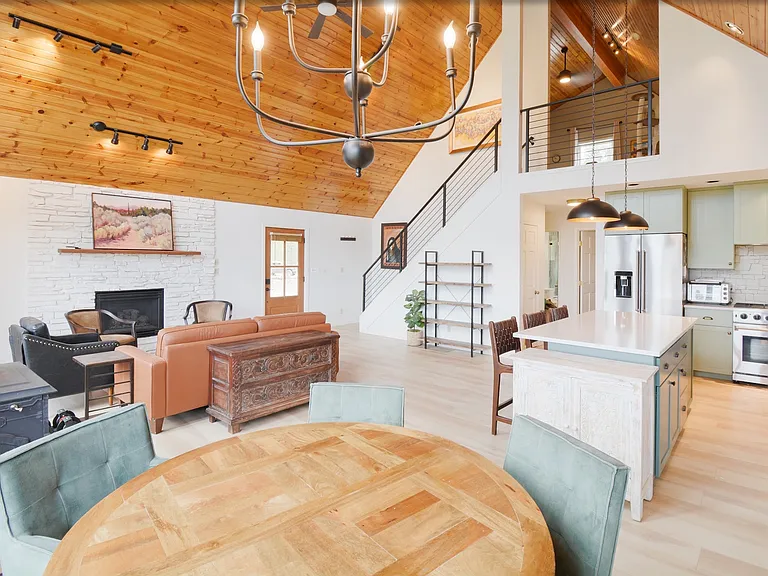 44 Columbine Ct — Photo 10