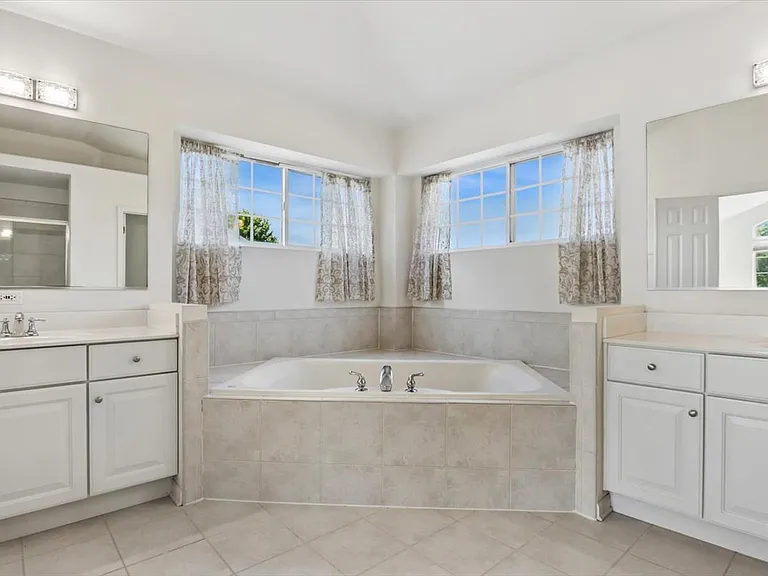 6623 Majestic Way — Photo 19