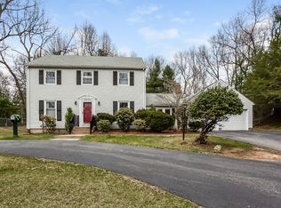 37 Village Dr, Longmeadow, MA 01106