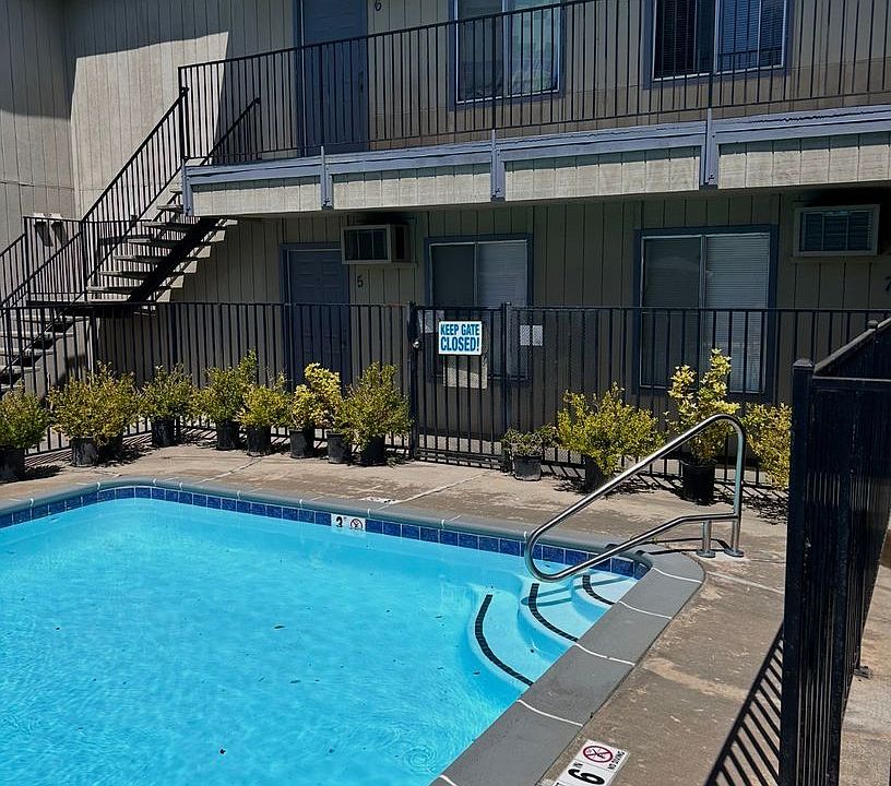 1st image of 610 E Pine St APT 10