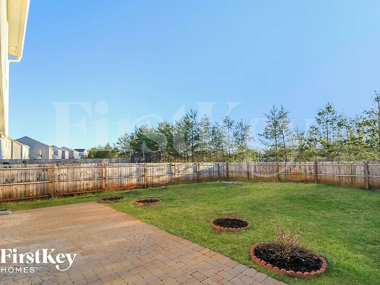 4360 Oak Pointe Dr — Photo 15