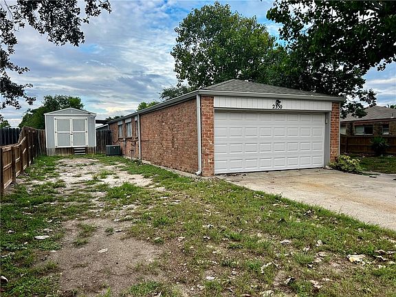 3rd image of 2350 Palm Dr
