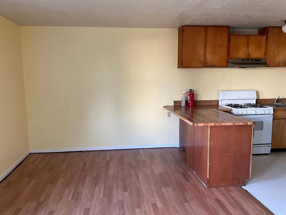 1st image of 5227 Sacramento Ave