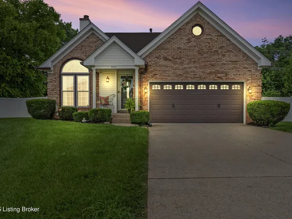 3901 Meadow Ridge Pl, Louisville, KY 40218