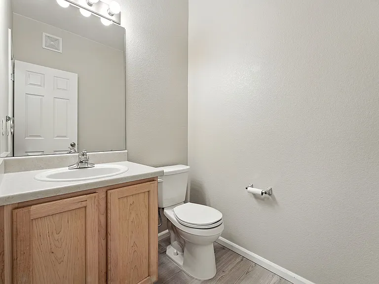 5255 Memphis St #312 — Photo 33