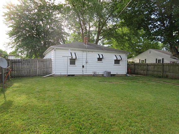 3rd image of 208 N 37th St