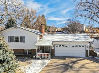 215 Cielo Vista St, Colorado Springs, CO 80911