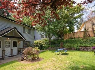 7905 218th St SW APT 4, Edmonds, WA 98026