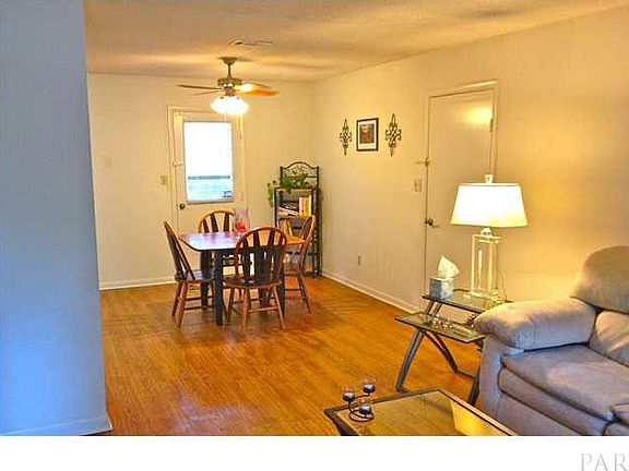 5th image of 2603 Green Bay Ave