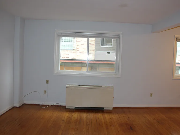 Ballston Gardens — Photo 27
