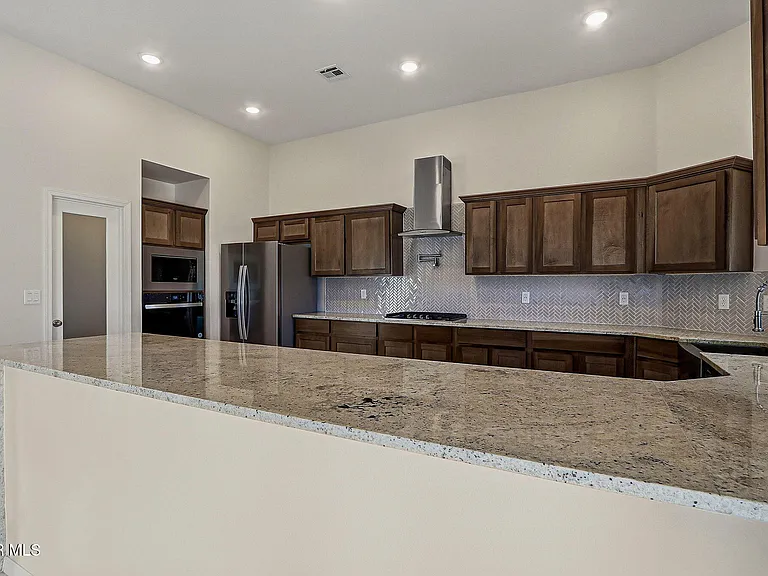 941 Aqueduct Ave — Photo 18