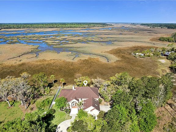 2nd image of 203 Sandpiper Rd