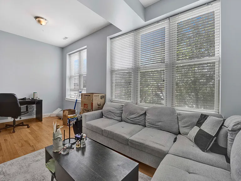 2143 N Western Ave #3F — Photo 7