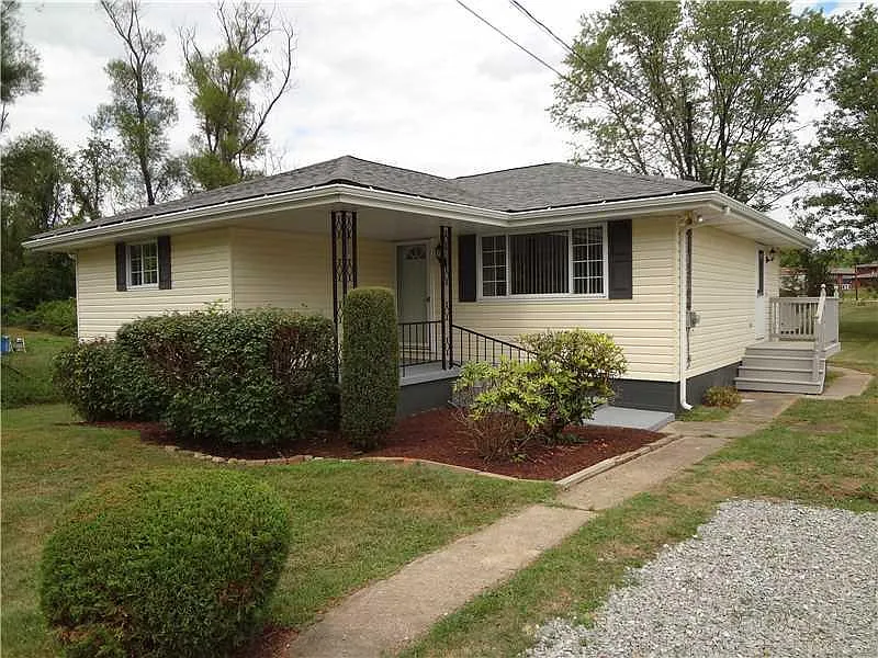 110 Grata St photo 1