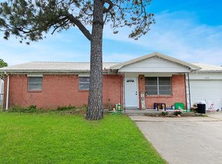 222 SE 9th St, Pryor, OK 74361