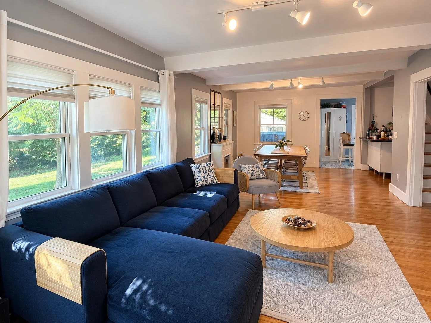 4 bed, 1.5 bath, 1740 sqft, $4,500 — Photo 3