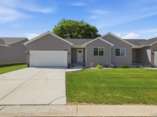 9510 Orchard Lake Dr, Davison, MI 48423