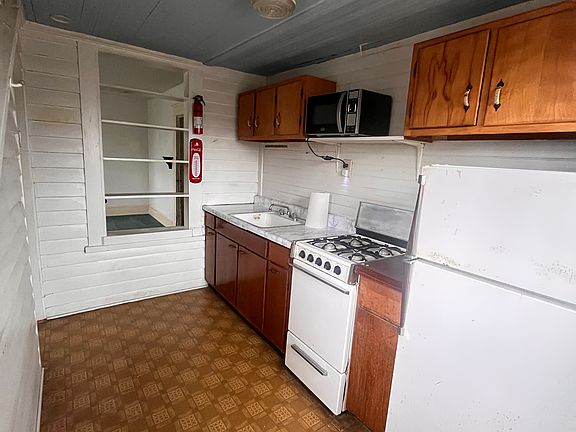2nd image of 829 Ponce De Leon Pl NE #3