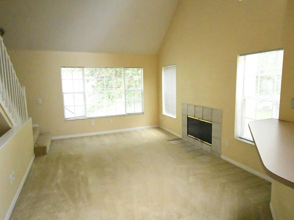 1st image of 13703 RICHMOND PARK Drive #2208