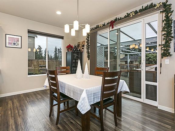 4th image of 11923 47th Ave NE