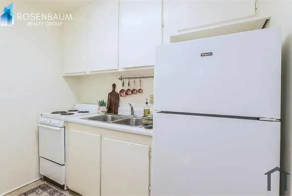 2454 N Treat Ave — Photo 6