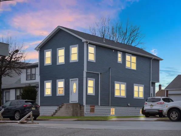 704 5th St, Secaucus, NJ 07094