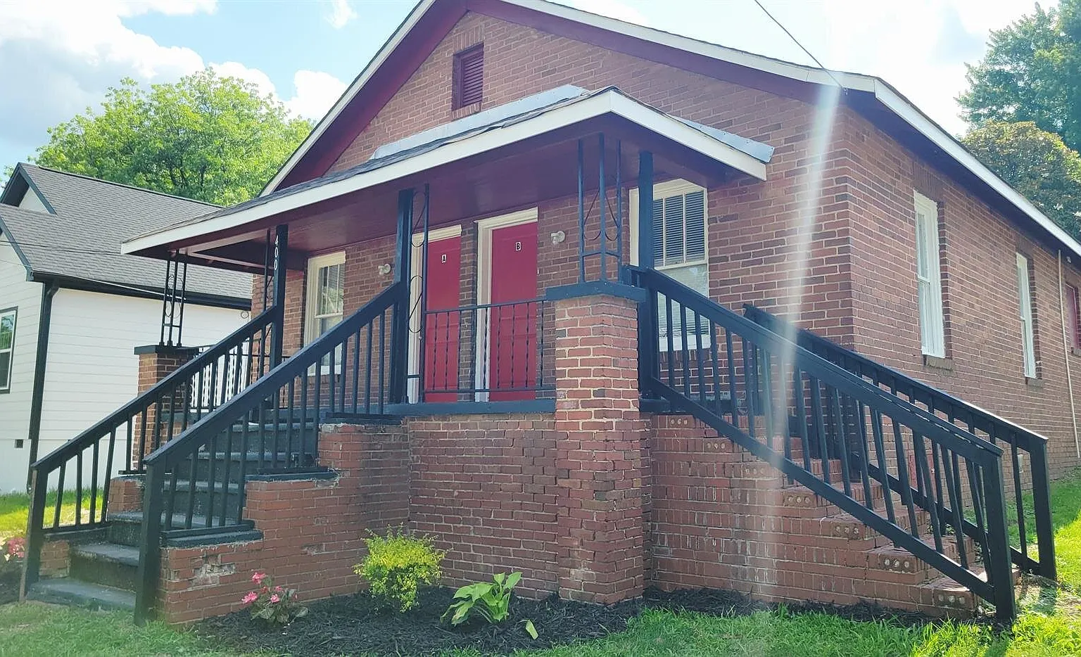 400 Walnut St Unit B — Photo 2