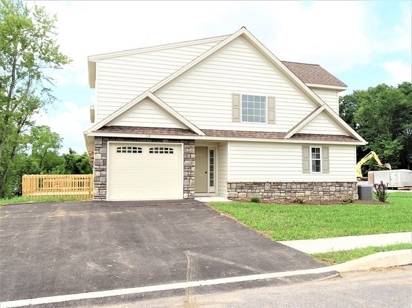 12 Arrowhead Dr