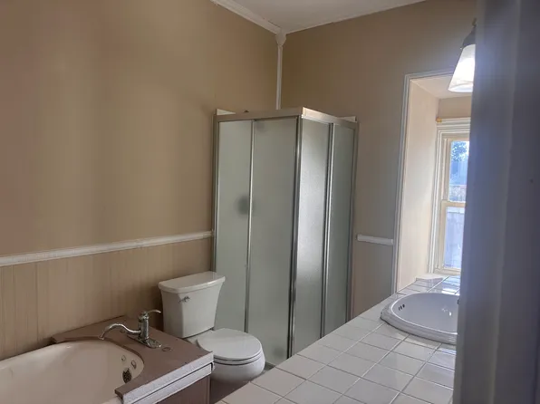 232 W High St #2, Womelsdorf, PA 19567