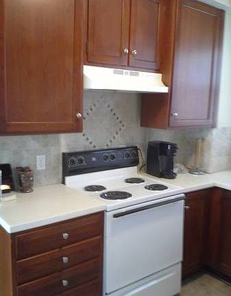 3rd image of 1225 Wolfe St