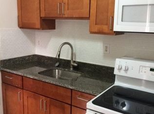 1545 W Thompson St #1A, Philadelphia, PA 19121