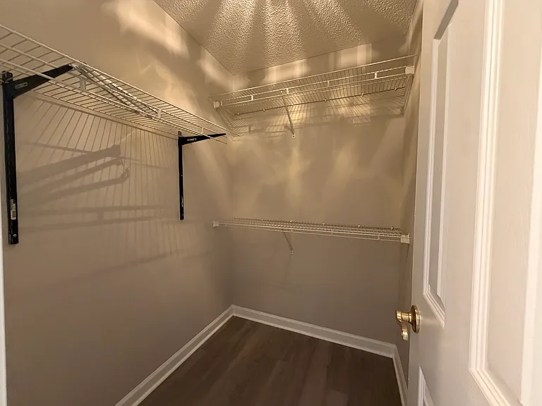 108 Linda Kay Ct — Photo 11