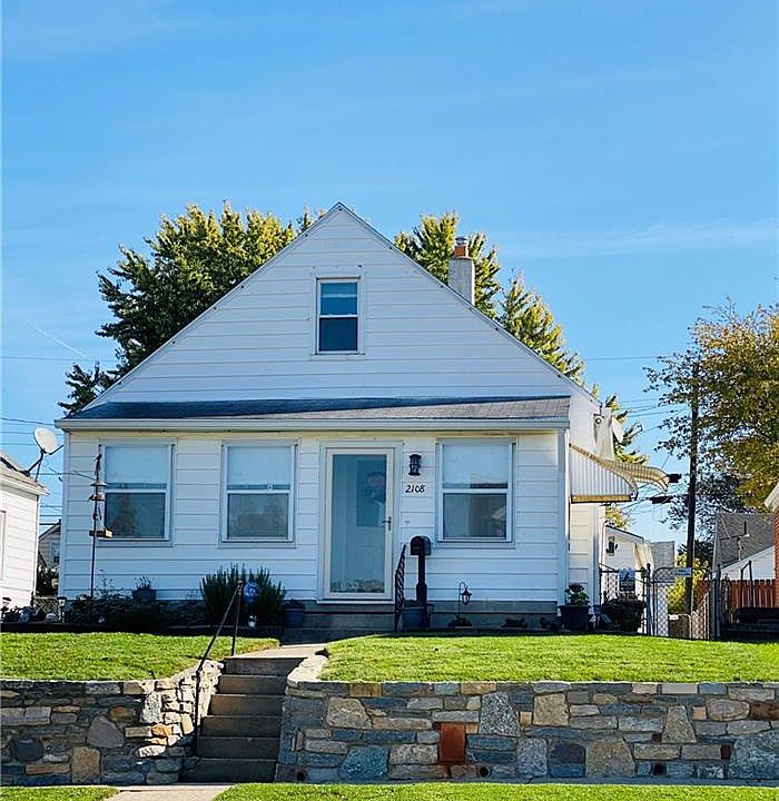 1st image of 2108 Pershing Blvd