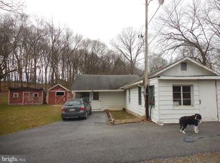 5 Mishs Mill Rd, Jonestown, PA 17038