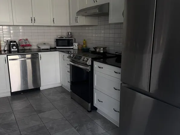 89 Kindred Row, Ottawa, ON K2S 3A2