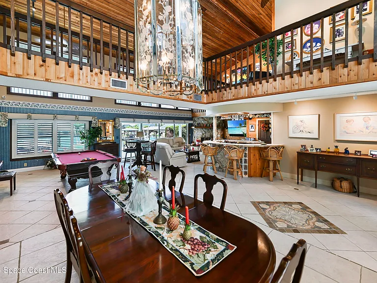 2230 Sykes Creek Dr — Photo 22