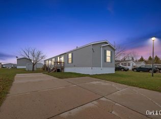 4316 Sussex Pl, Wayland, MI 49348