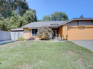70 Rollingbrook Cir, Sacramento, CA