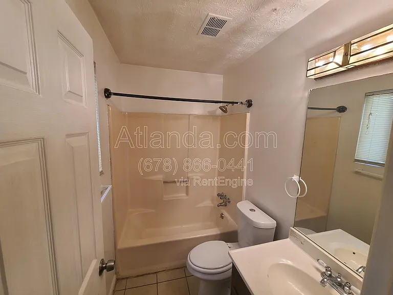 905 Hemingway Rd — Photo 8