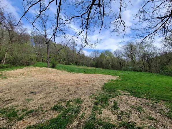 974 Robey Hollow Rd, Lumberport, WV 26386