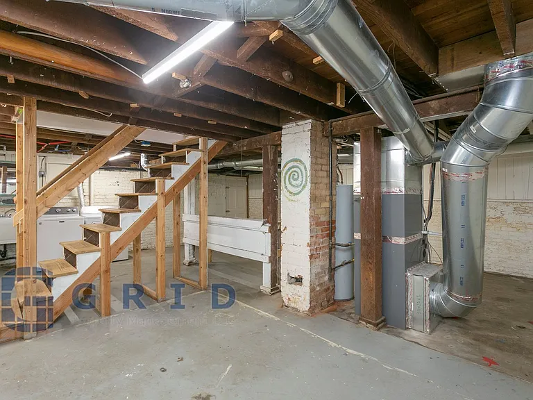 3922 N Michigan Ave — Photo 16