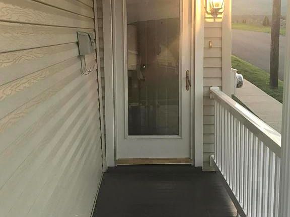 2nd image of 547-549 N Garfield Ave