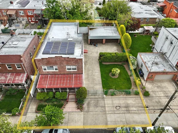 1375 East 53rd Street image 1 of 25
