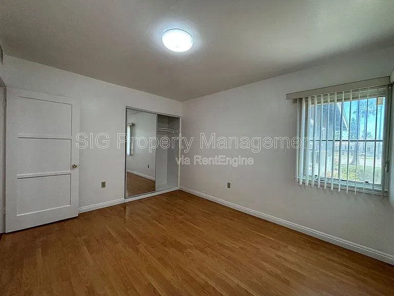 629 W Glenoaks Blvd #A — Photo 14